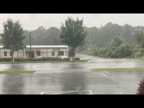 L'ouragan Isaias a atteint la Caroline du Nord, aux États-Unis