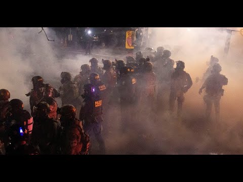 DIRECTO| Continuan los enfrentamientos en Portland entre manifestantes y policía
