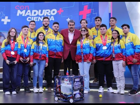 Maduro recibe a ganadores de mundial de robótica de Singapur (Team Venezuela/First Global Challenge)