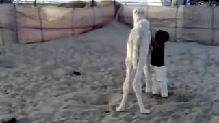 فيديو:طفل صغير يوقع حوار صغير