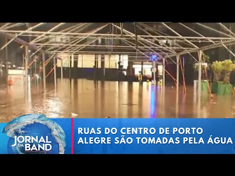 Ruas do Centro Histórico de Porto Alegre foram tomadas pela água | Jornal da Band