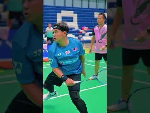 Badmintonbadminton