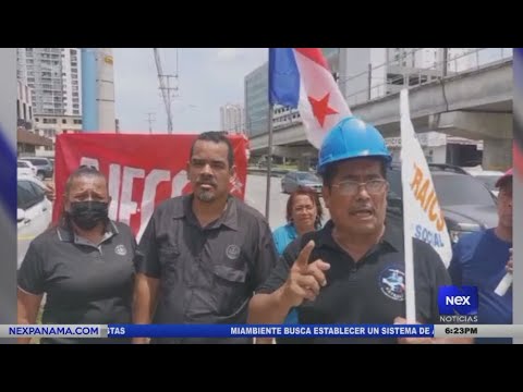 Confederación unificada de trabajadores protestó frente el Edificio Bolívar en la Transístmica