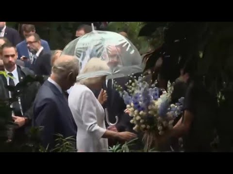 UK's King Charles II and Queen Camilla join Paris mayor Hidalgo on tour of Paris flower market
