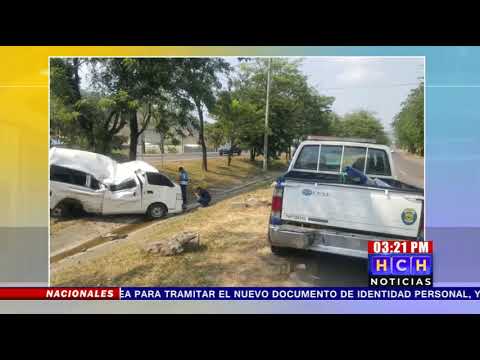 Conductor de microbús lesionado tras impactar con árbol en La Lima