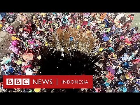 ☀️ Bertaruh nyawa demi seember air di India - BBC News Indonesia