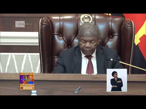 Presidente de Cuba fue recibido por su homólogo de Angola