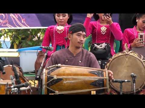 Klenengan Campursari gayeng menyambut tamu