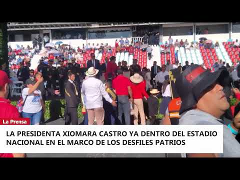 La presidenta Xiomara Castro ya dentro del estadio Nacional en el marco de los desfiles patrios