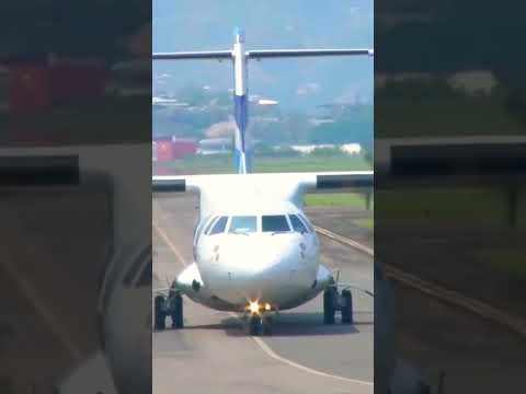 ATR72-500 de C.M. AIRLINES despegando del Aeropuerto Toncontín con destino a Roatán, Honduras