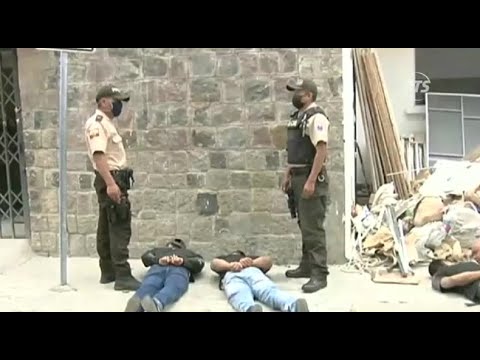 Quito: Agentes policiales desarticularon una banda delictiva mediante un operativo