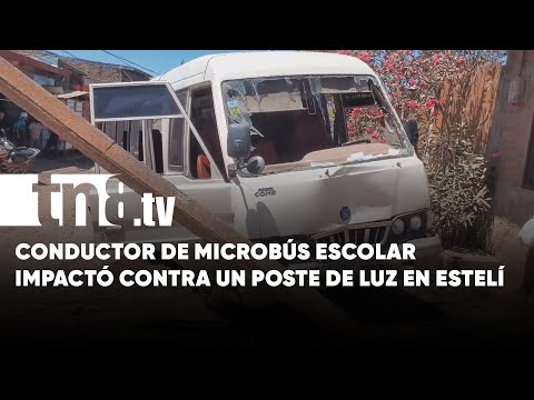 El Conductor de un microbús escolar impactó contra un poste en Estelí