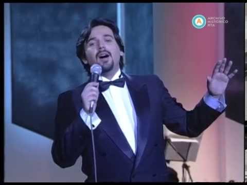 AV-2159 La noche con amigos [José Ángel Trelles interpreta a Piazzolla] (fragmento)