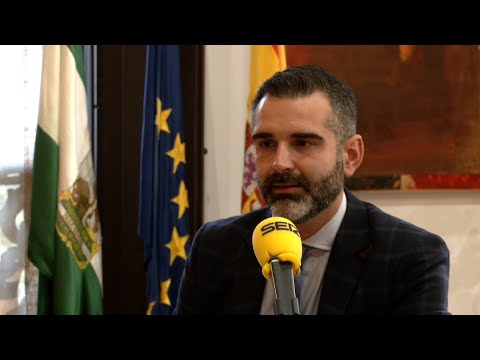 La Junta de Andalucía desea que Griñán se recupere pronto