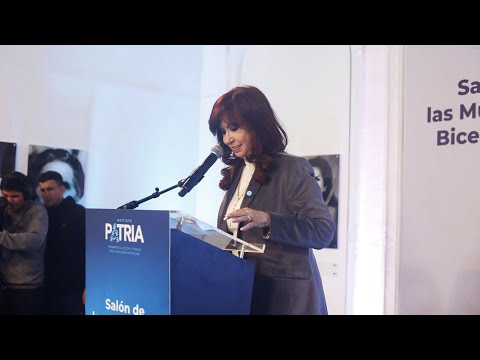 Cristina Kirchner inaugura el Salón de las Mujeres del Bicentenario en el Instituto Patria