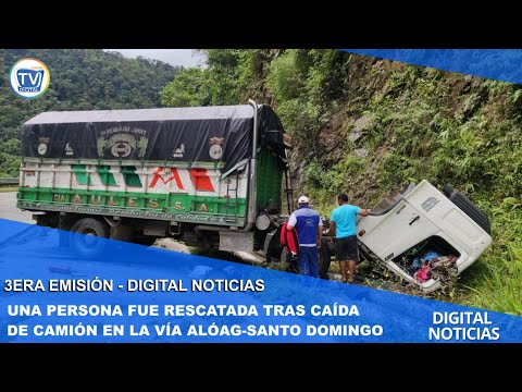 UNA PERSONA FUE RESCATADA TRAS CAÍDA DE CAMIÓN EN LA VÍA ALÓAG-SANTO DOMINGO