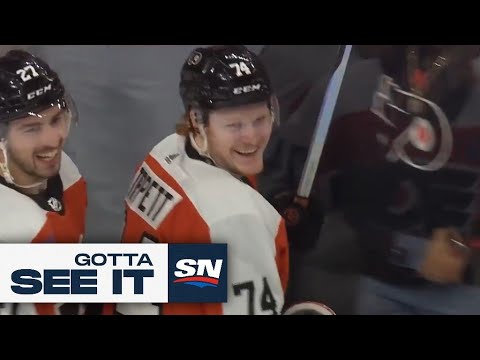 GOTTA SEE IT: Flyers Owen Tippett Picks Top Corner With Spin-O-Rama Snipe