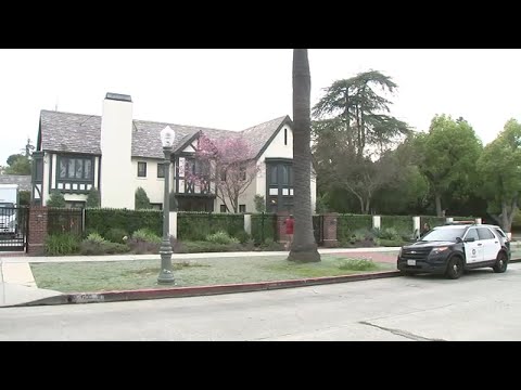 Intruder arrested after breaking into Los Angeles mayor's home