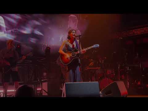 Gracie Abrams Live - Blowing Smoke - September 25th, 2024