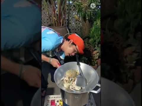 ผัดกระเพราปูม้า-by-เชฟแต่ง-สหร ผัดกระเพราปูม้า-by-เชฟแต่ง-สหร