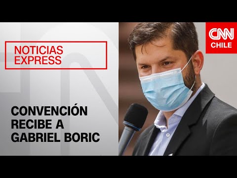 Gabriel Boric es recibido por la Convención Constitucional en el ex Congreso
