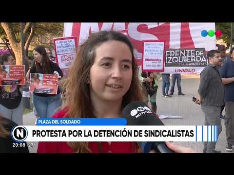 Protesta por la detención de personas presuntamente vinculadas con los disturbios en la Legislatura