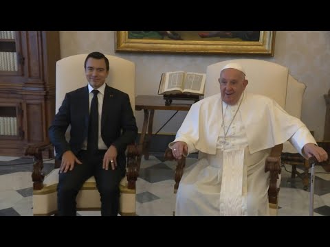 El papa recibe al presidente de Ecuador en el Vaticano | AFP