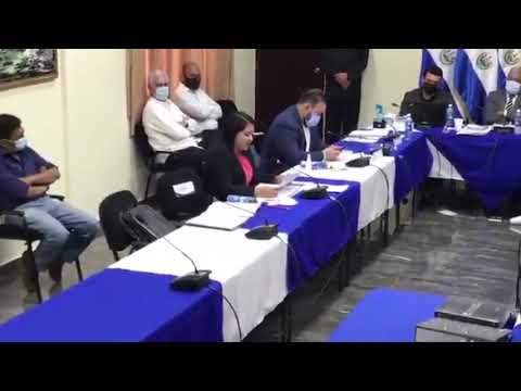 Diputada Cristina Cornejo afirma que el director de la PNC se “rehusó” a llevar a ministros