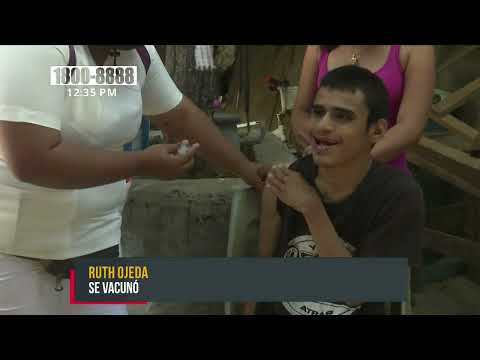 Vecinos de Batahola Sur, Managua, se vacunan contra el COVID-19 - Nicaragua