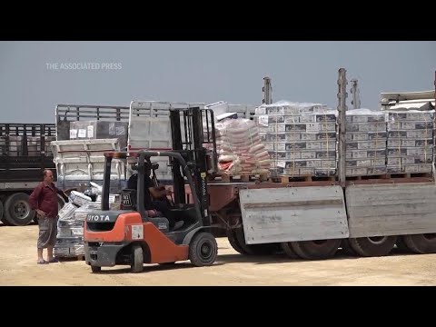 Israel reopens crossing after pressure to allow aid into hard-hit northern Gaza Strip