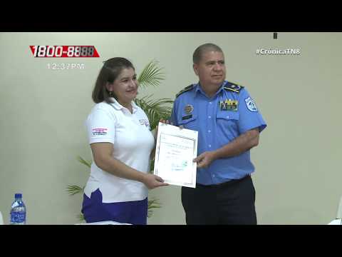 13 títulos de propiedad son entregados a la Policía Nacional - Nicaragua