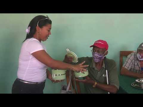 Entregan donativo al Sistema de Atención a la Familia camagüeyano