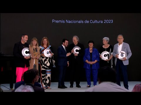 Serrat, Dolors Udina y Joan-Pere Viladecans son galardonados en los Premis Nacionals de Cultura