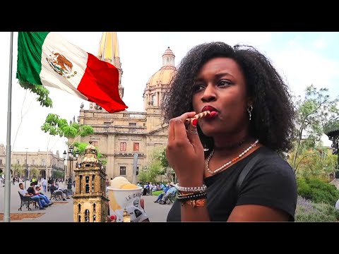 FUIMOS SOLAS al CENTRO de #GUADALAJARA MÉXICO | Nos DIERON ESTO de BEBER ? #LosExtranjeros VLOG 11