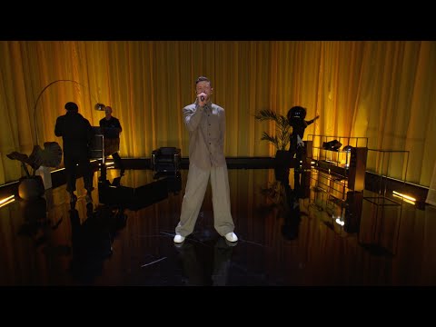 Justin Timberlake - Selfish (Live on The Graham Norton Show)