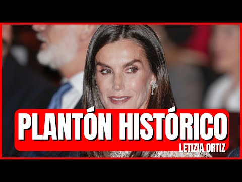 HISTÓRICO PLANTÓN a Letizia Ortiz en su ESPERADA REAPARICIÓN