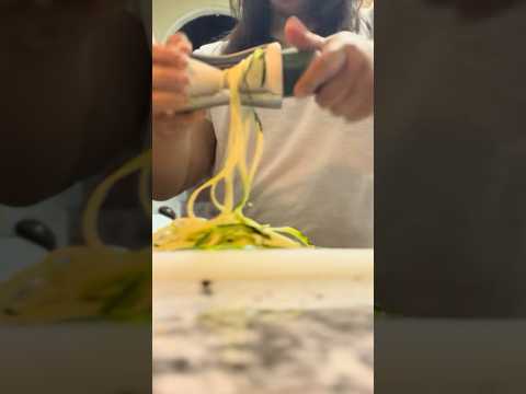 Cena sencilla con Zucchini o calabacín #receta #cocina #cocinaparauno