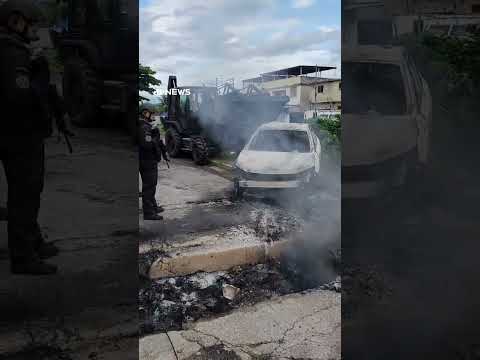 Operação no Complexo do Israel fecha Avenida Brasil e deixa PM morto no RJ #shorts