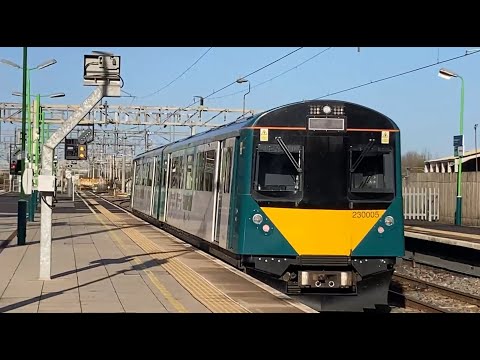 *READ DESC* Trains At: Bletchley, Part 1, 25/11/22 ft. Marston Vale Line Class 230's and c2c 720's!