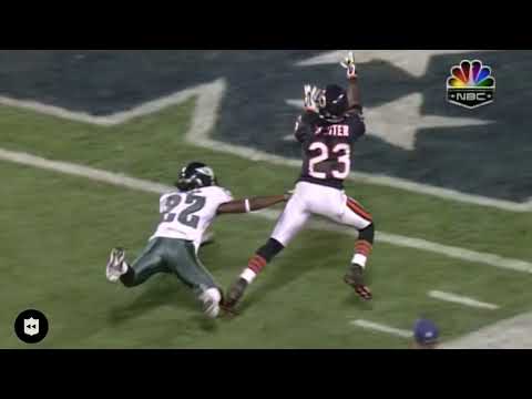 Kyle Orton, Bears defense step up to top Eagles | NFL Throwback video clip