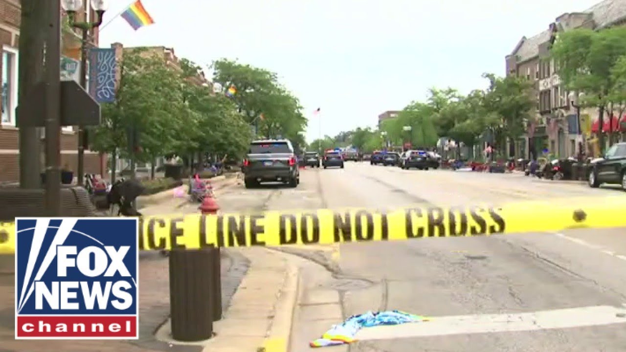 Gunfire erupts at Illinois Fourth of July parade