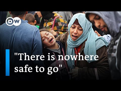 Gaza update: IDF strikes Khan Younis in southern Gaza, renews calls for mass evacuations | DW News