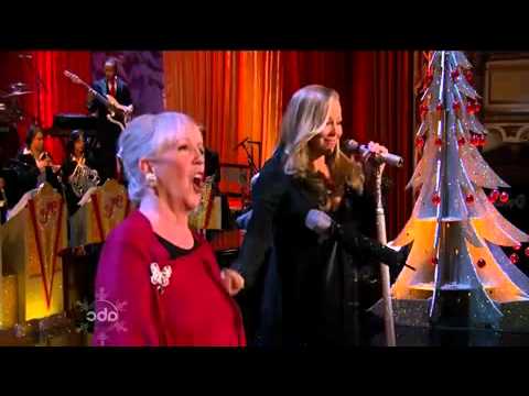 Mariah Carey & Patricia Carey - O Come All Ye Faithful (Live at ABC Christmas Special)