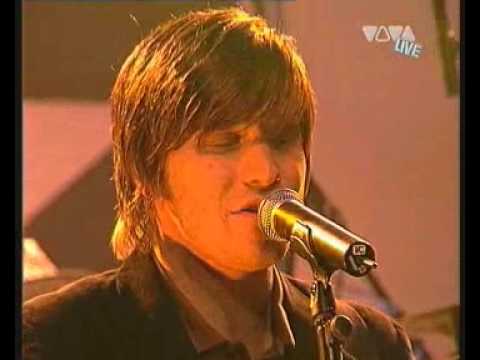 Sven Schumacher - Aufstehn, aufeinander zugehn (Live @ Sarah Kuttner - Die Show)