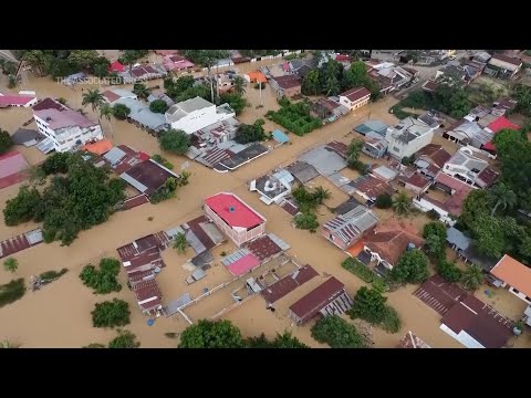 Bolivia declares emergency after floods kill dozens
