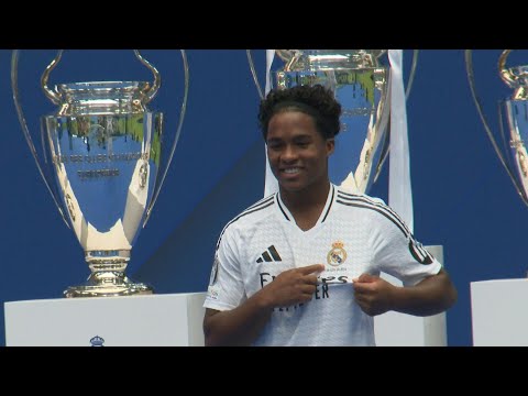 El brasileño Endrick es presentado como nuevo futbolista del Real Madrid | AFP