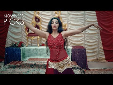 Egyptian women celebrate identity through dance