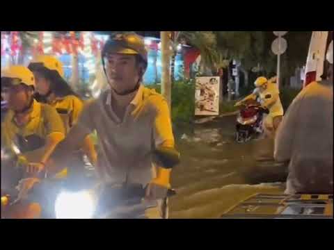 Toàn cảnh triều cường ngập nước của Thanh Đa Bình Quới