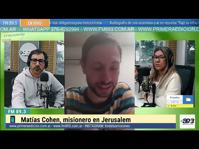 Matías, un joven argentino que vive en Jerusalén, relata cómo recibió una alerta de Defensa Civil sobre un posible ataque de Israel a Irán. Describe la preparación para ir a refugios, la suspensión de clases y su sensación de seguridad pese a la tensión. Aunque vive con calma, reconoce la preocupación global y comparte cómo la fe y el vínculo con su familia lo sostienen en momentos críticos. Una mirada íntima y humana desde el centro del conflicto.#JerusalénBajoAlerta #TestimonioArgentino #ConflictoEnMedioOriente 🕊️📱🇮🇱✅ ¡Sintoniza la FM 89.3 para escuchar a Marcelo Giménez, Lodi Caballero junto a Ángel Miño en EL AIRE DE LAS MISIONES! 🗣️ Con sus voces y estilos únicos, te mantendrán entretenido e informado con noticias, música y entrevistas interesantes.Producción Patricia Flores.Operación Técnica: Nicky Zalaza