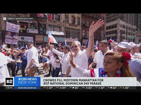 Crowds fill Midtown for 41st National Dominican Day Parade